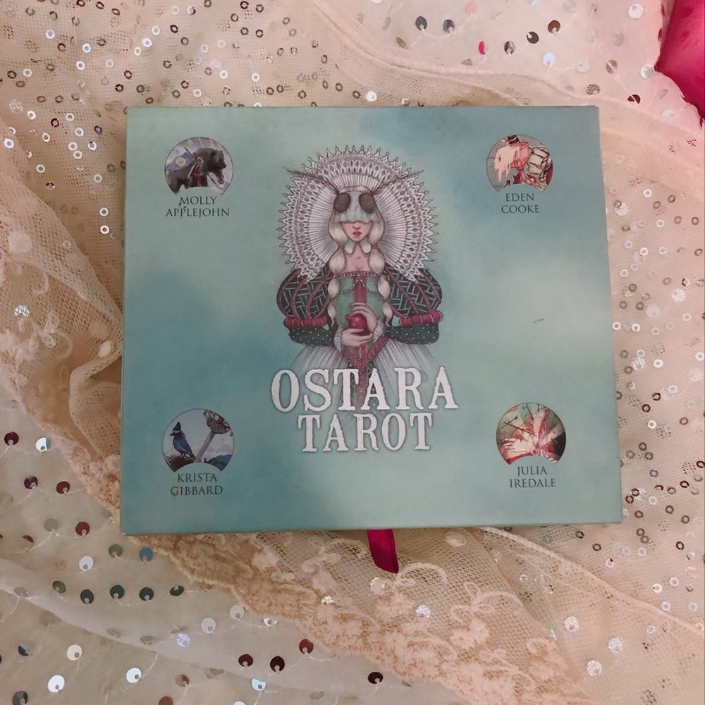 🤍 ✧ ☾ Tarot deck (Ostara Tarot)